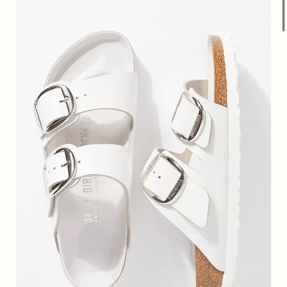 Birkenstock Arizona white bug buckle sandal